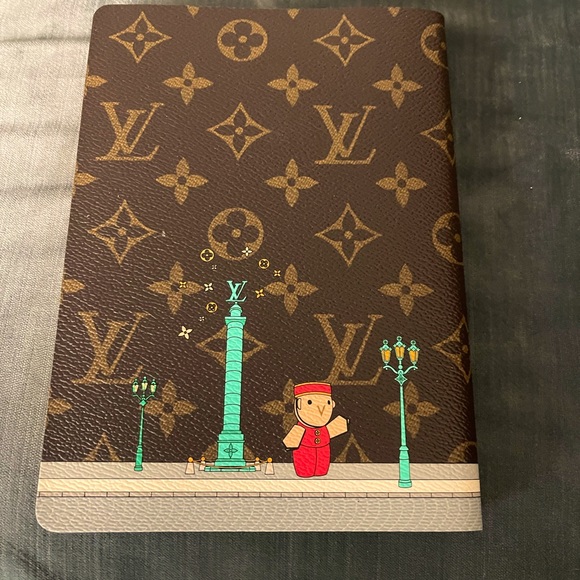 Louis Vuitton Clemenceau Place Vendome Notebook - Picture 2 of 5